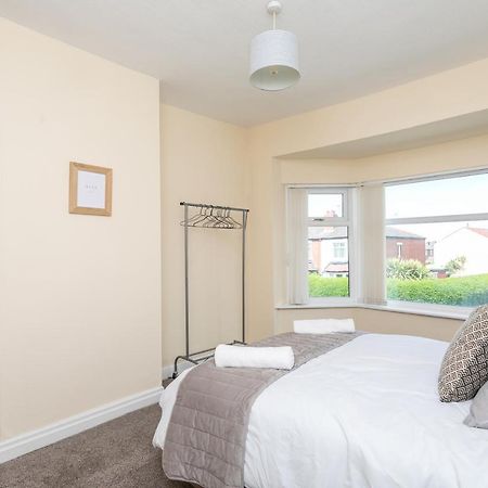 Ansdell Place Blackpool Extérieur photo